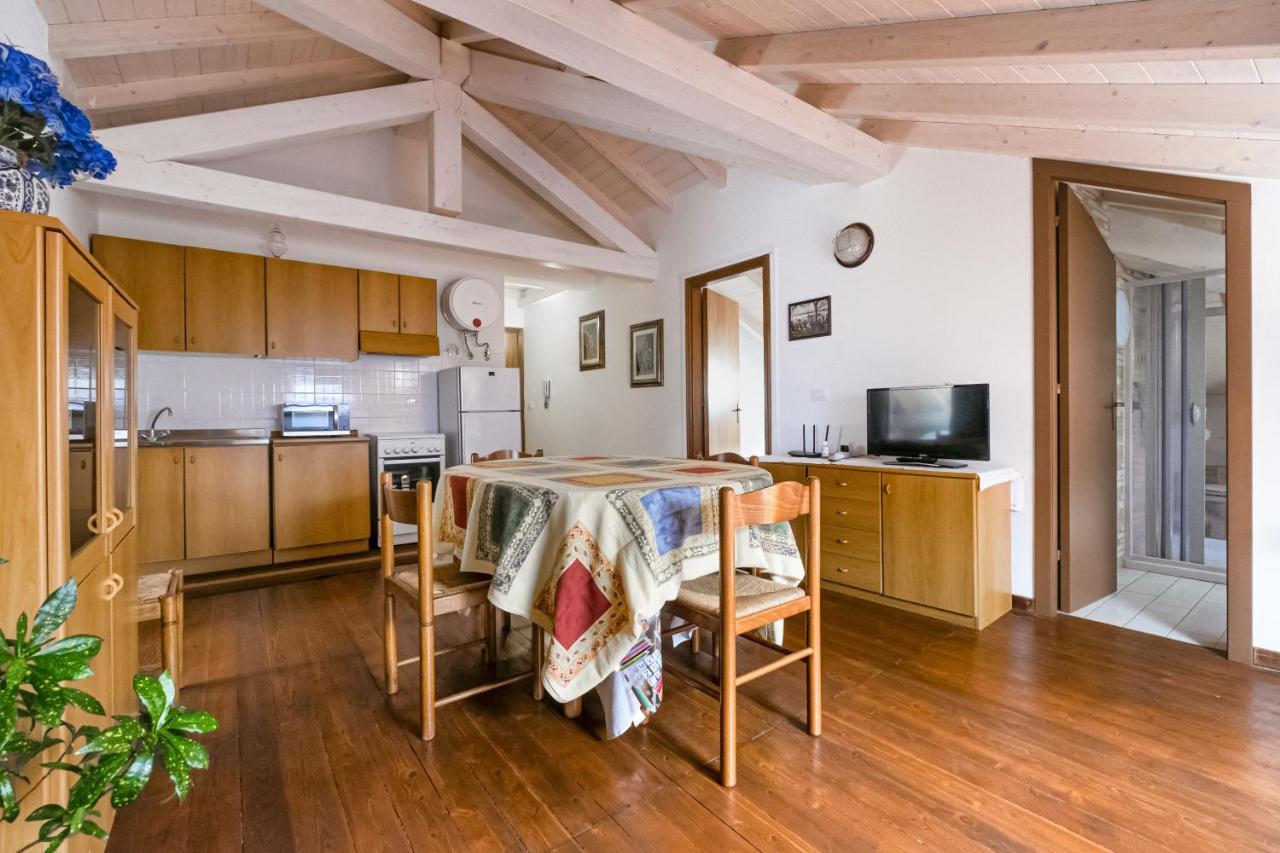 Palmaria Apartment Дейва Марина Екстериор снимка